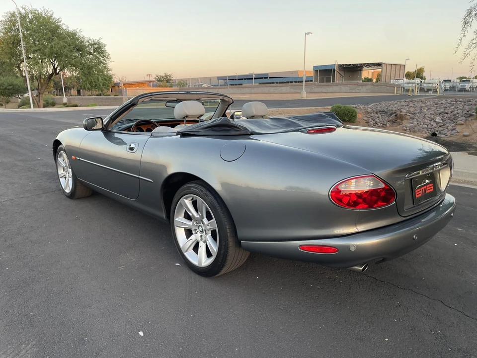 2003 Jaguar X100 XK8 - Image 26 of 31