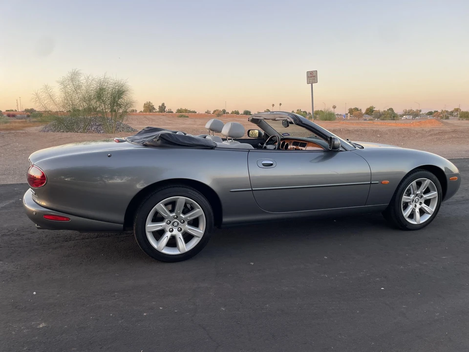 2003 Jaguar X100 XK8 - Image 19 of 31