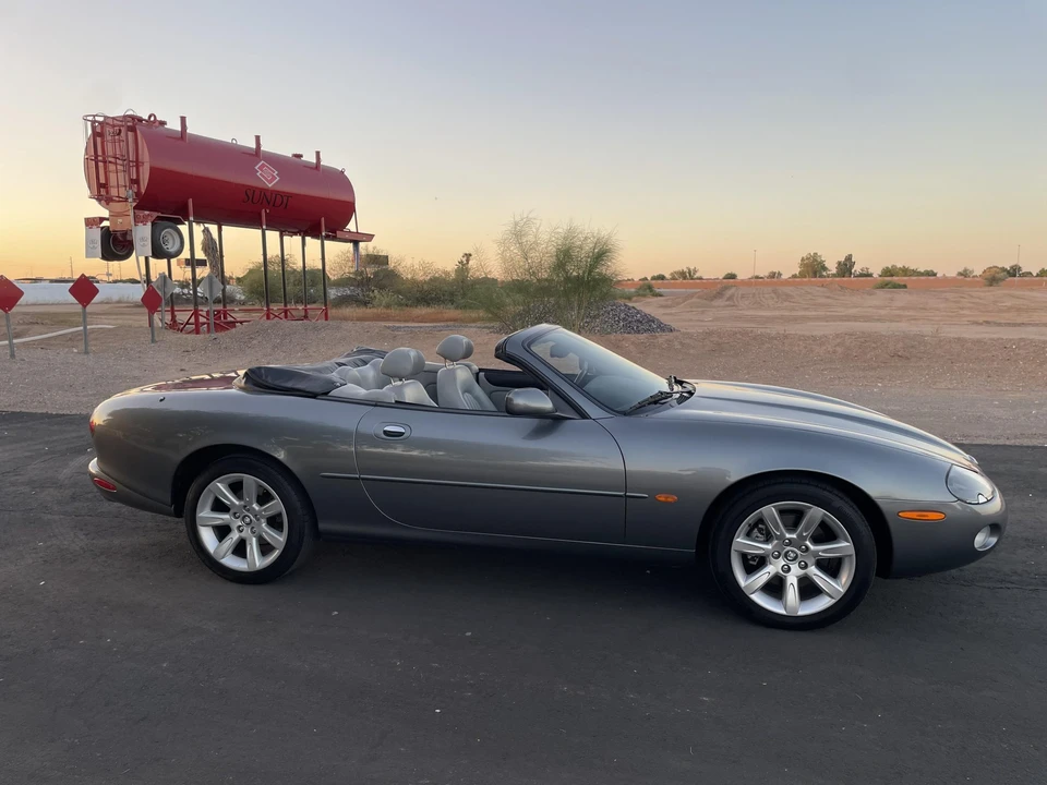 2003 Jaguar X100 XK8 - Image 16 of 31
