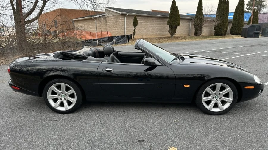 2003 Jaguar X100 XK8 - Image 9 of 20
