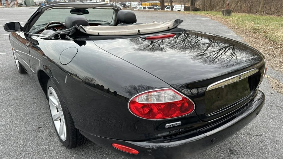 2003 Jaguar X100 XK8 - Image 8 of 20