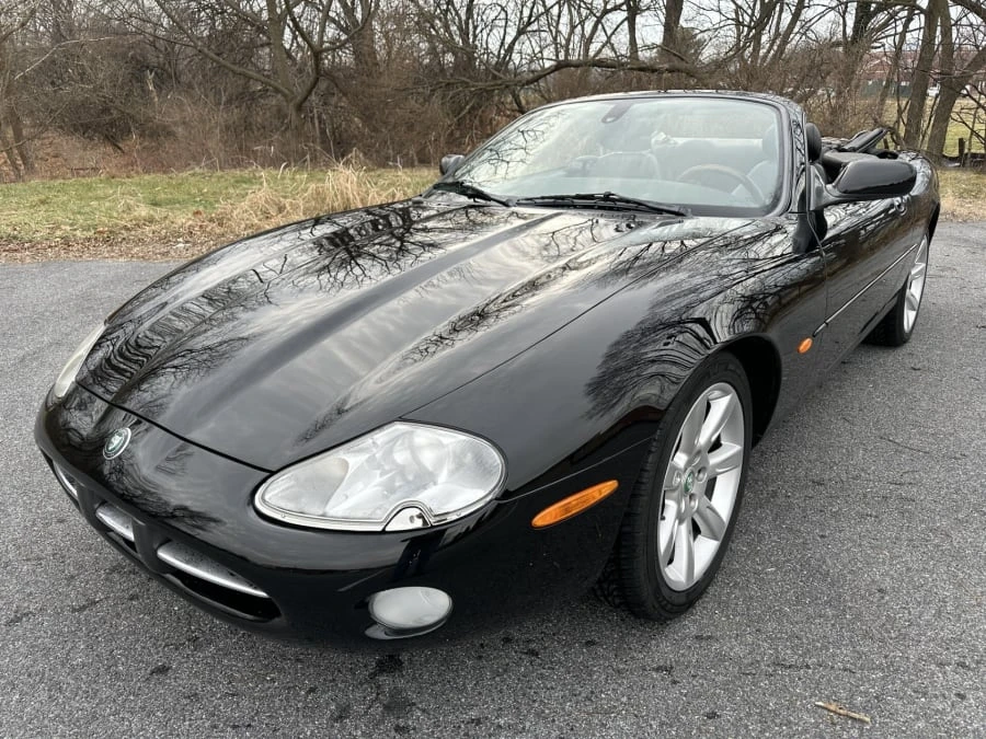 2003 Jaguar X100 XK8 - Image 11 of 20