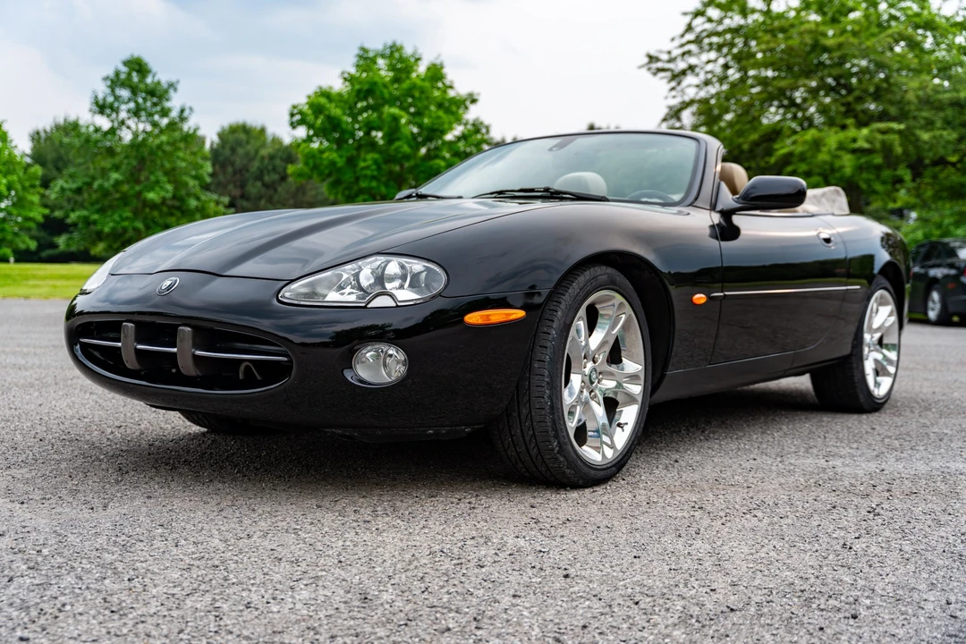 2003 Jaguar X100 XK8 - Image 2 of 31