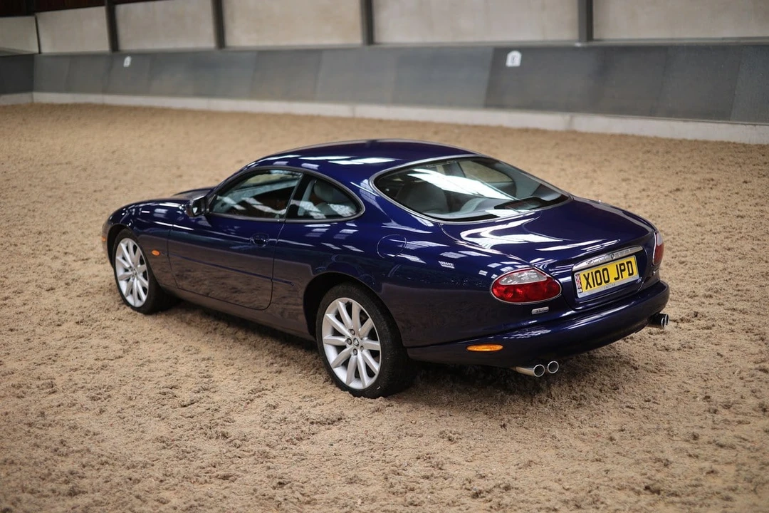 2003 Jaguar X100 XK8 - Image 18 of 30