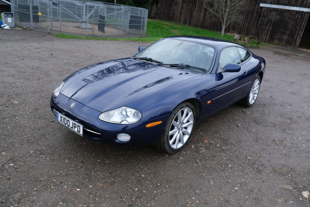 2003 Jaguar X100 XK8 - Image 9 of 30