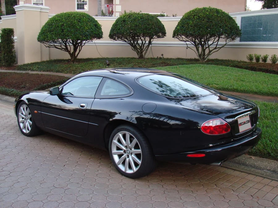 2003 Jaguar X100 XK8 - Image 3 of 8
