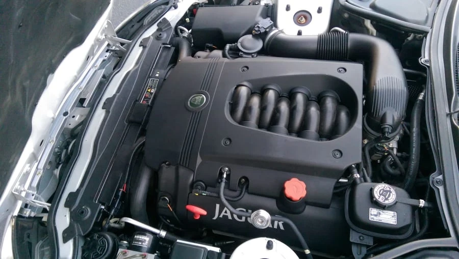 2003 Jaguar X100 XK8 - Image 6 of 12