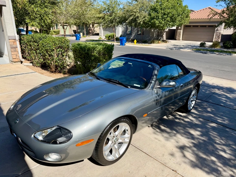 2003 Jaguar X100 XK8 - Image 2 of 4
