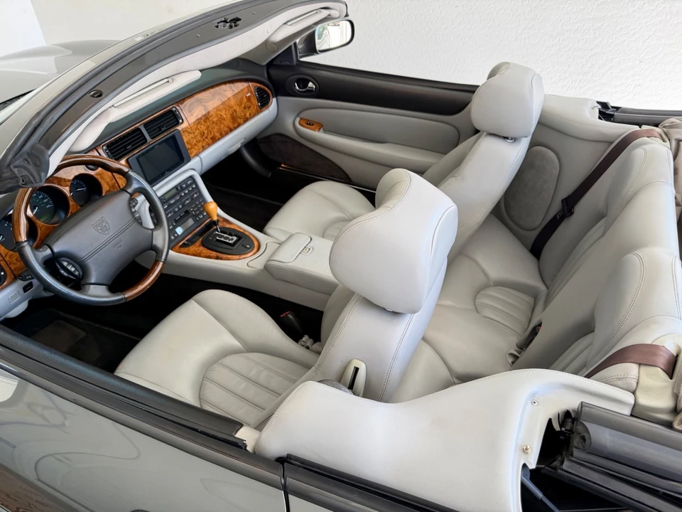 2003 Jaguar X100 XK8 - Image 4 of 4