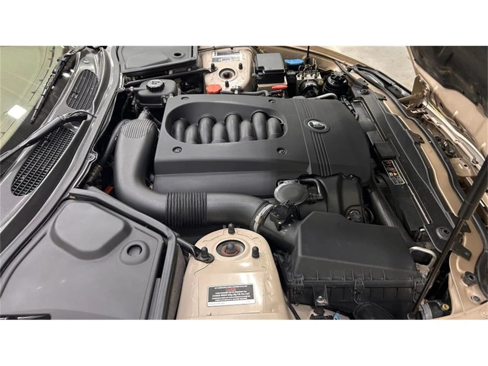 2003 Jaguar X100 XK8 - Image 10 of 10