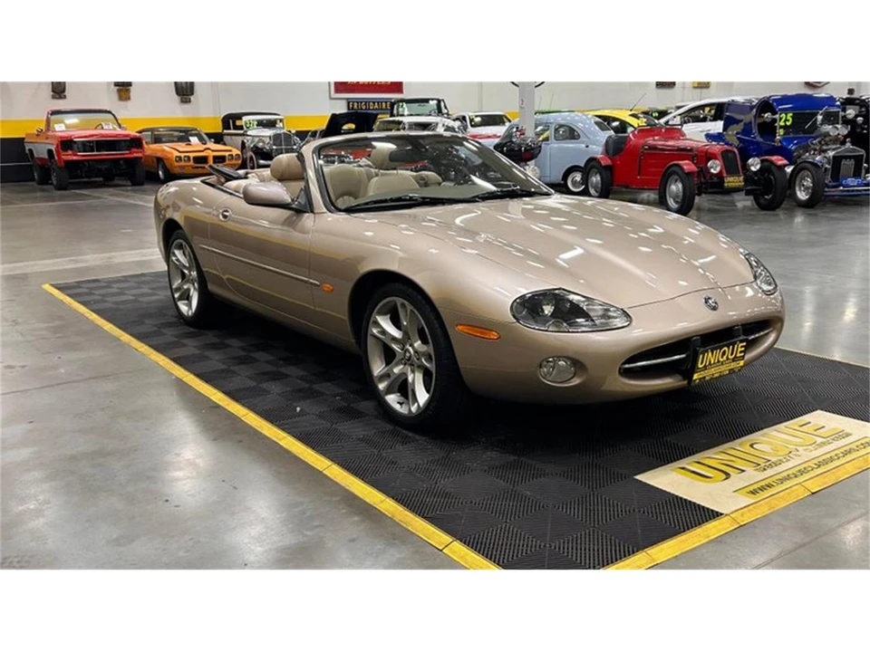2003 Jaguar X100 XK8 - Image 2 of 10