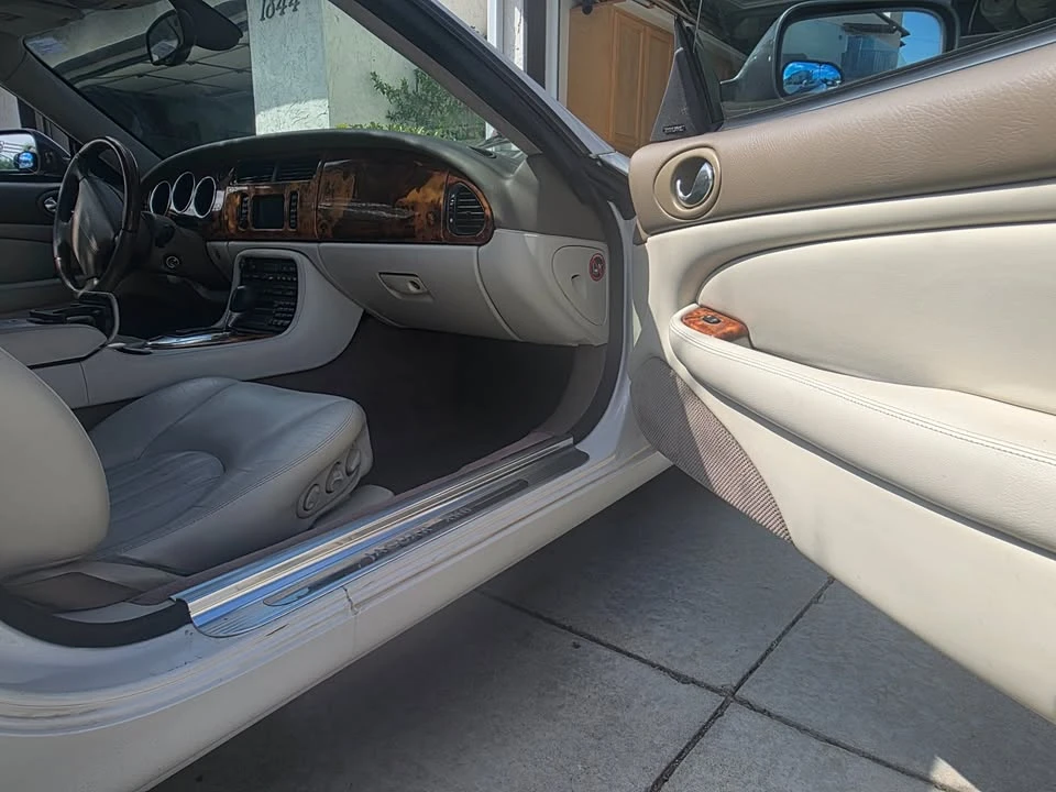 2003 Jaguar X100 XK8 - Image 8 of 15