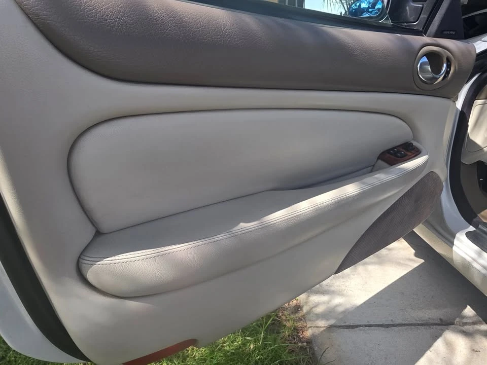 2003 Jaguar X100 XK8 - Image 7 of 15