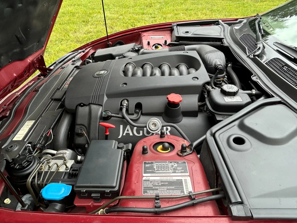 2003 Jaguar X100 XK8 - Image 17 of 20