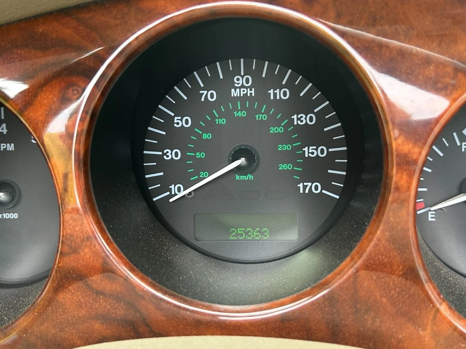 2003 Jaguar X100 XK8 - Image 13 of 20