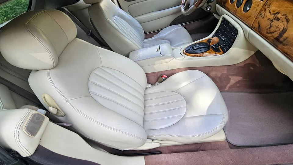 2003 Jaguar X100 XK8 - Image 8 of 13