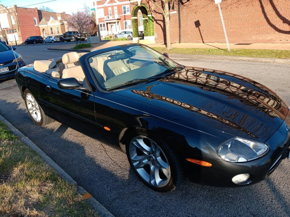 2003 Jaguar X100 XK8 - Image 3 of 4