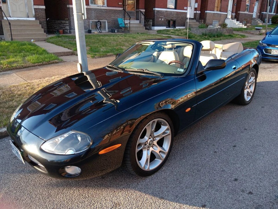 2003 Jaguar X100 XK8 - Image 2 of 4