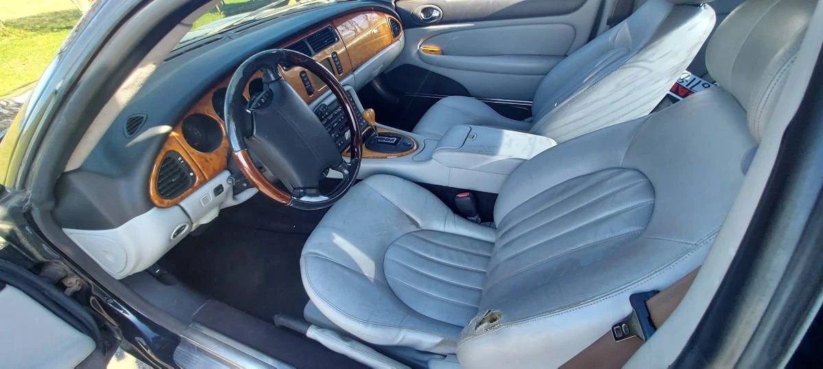 2003 Jaguar X100 XK8 - Image 9 of 10