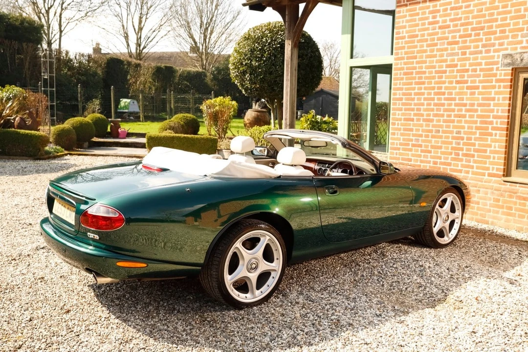 2003 Jaguar X100 XKR - Image 13 of 30