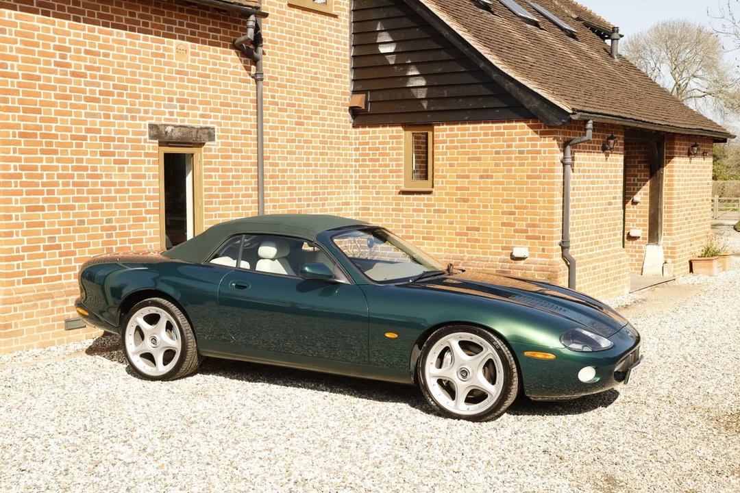 2003 Jaguar X100 XKR - Image 23 of 30