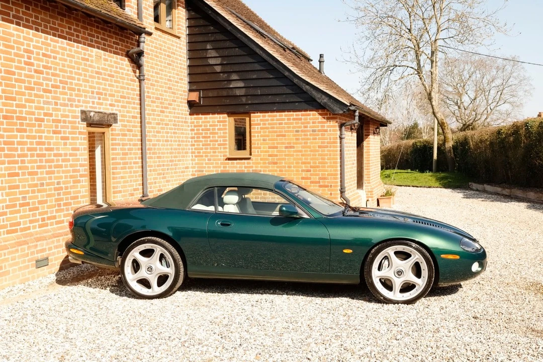 2003 Jaguar X100 XKR - Image 24 of 30