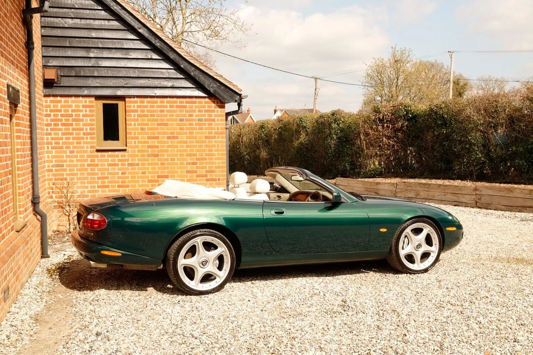 2003 Jaguar X100 XKR - Image 4 of 30
