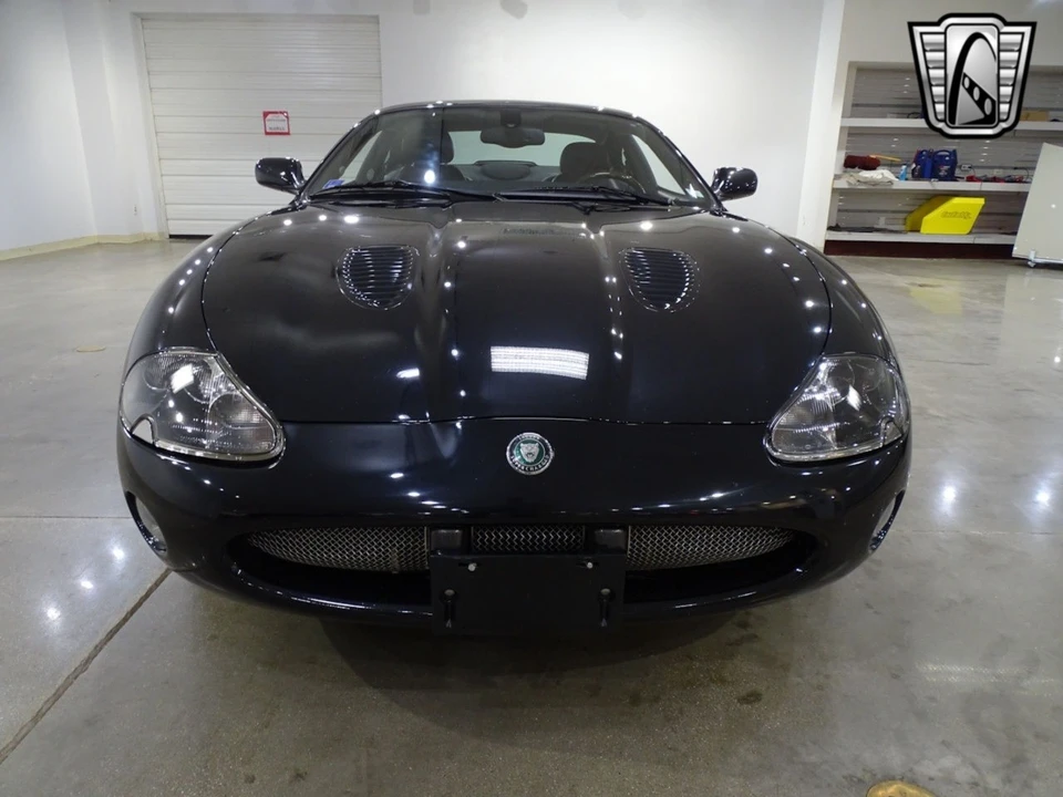 2003 Jaguar X100 XKR - Image 11 of 12