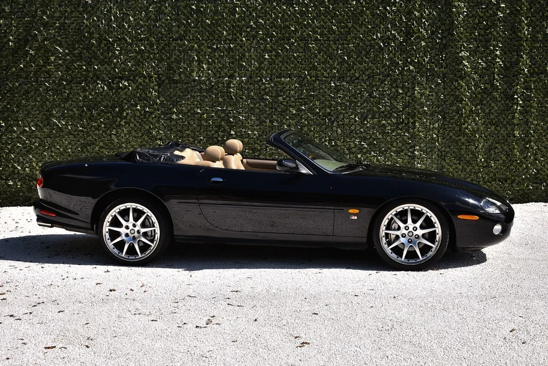 2003 Jaguar X100 XKR - Image 7 of 30