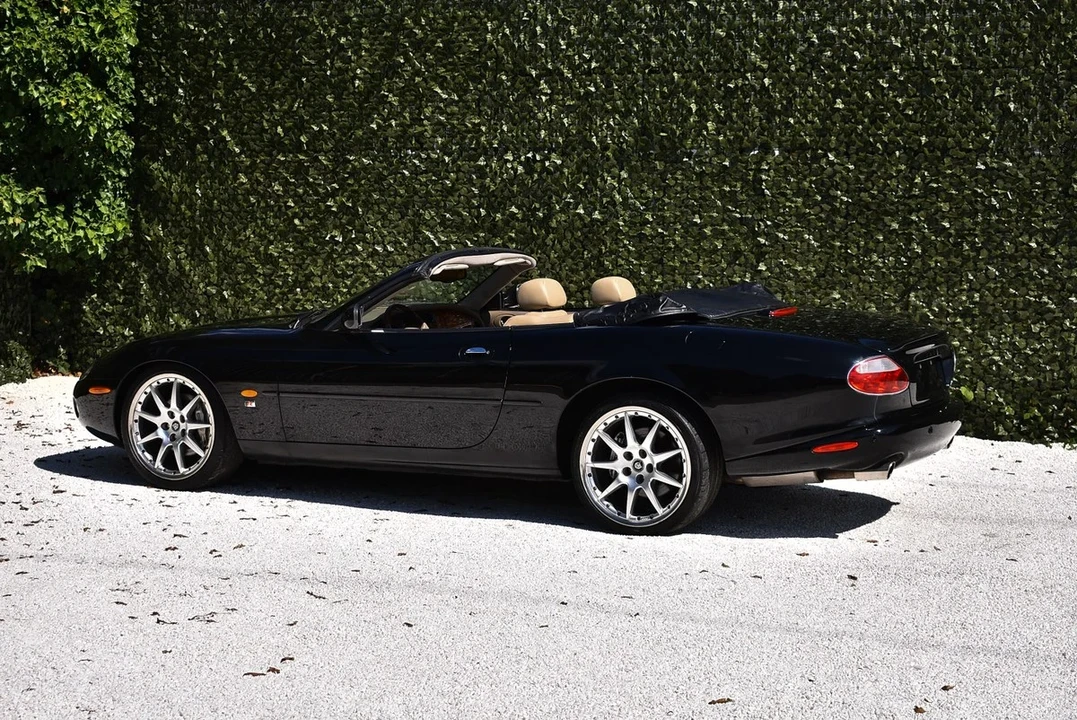 2003 Jaguar X100 XKR - Image 15 of 30