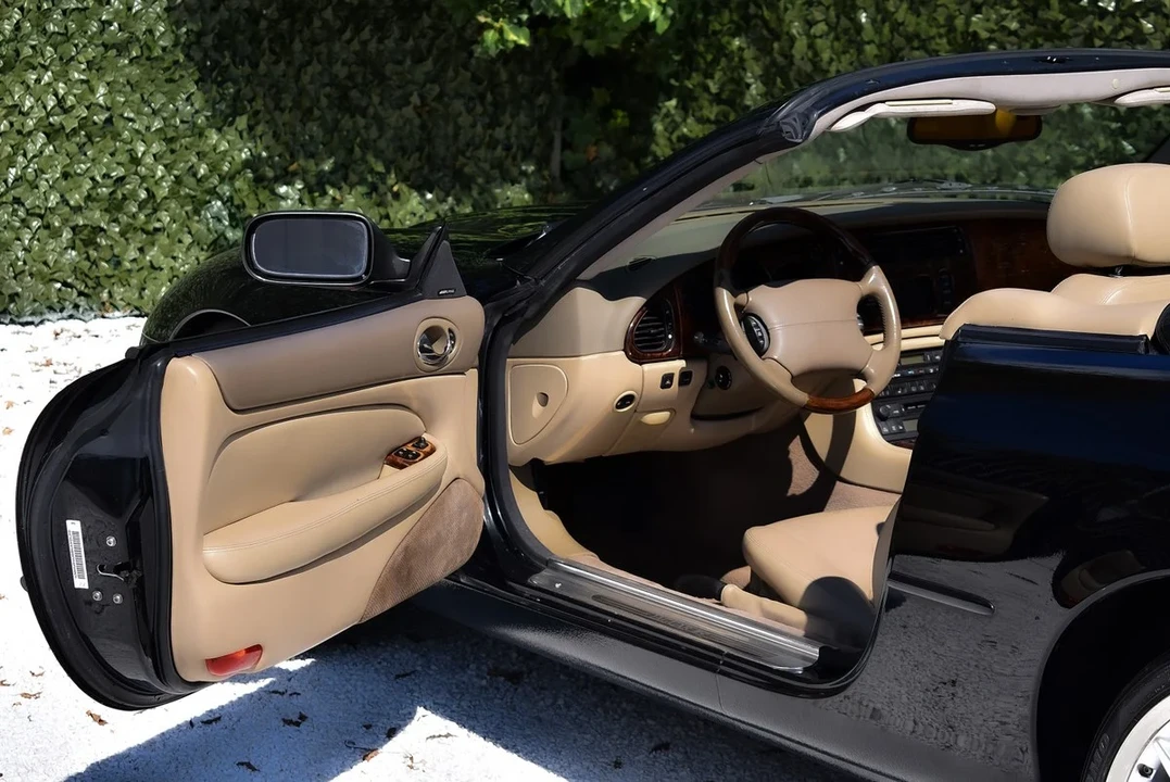 2003 Jaguar X100 XKR - Image 24 of 30