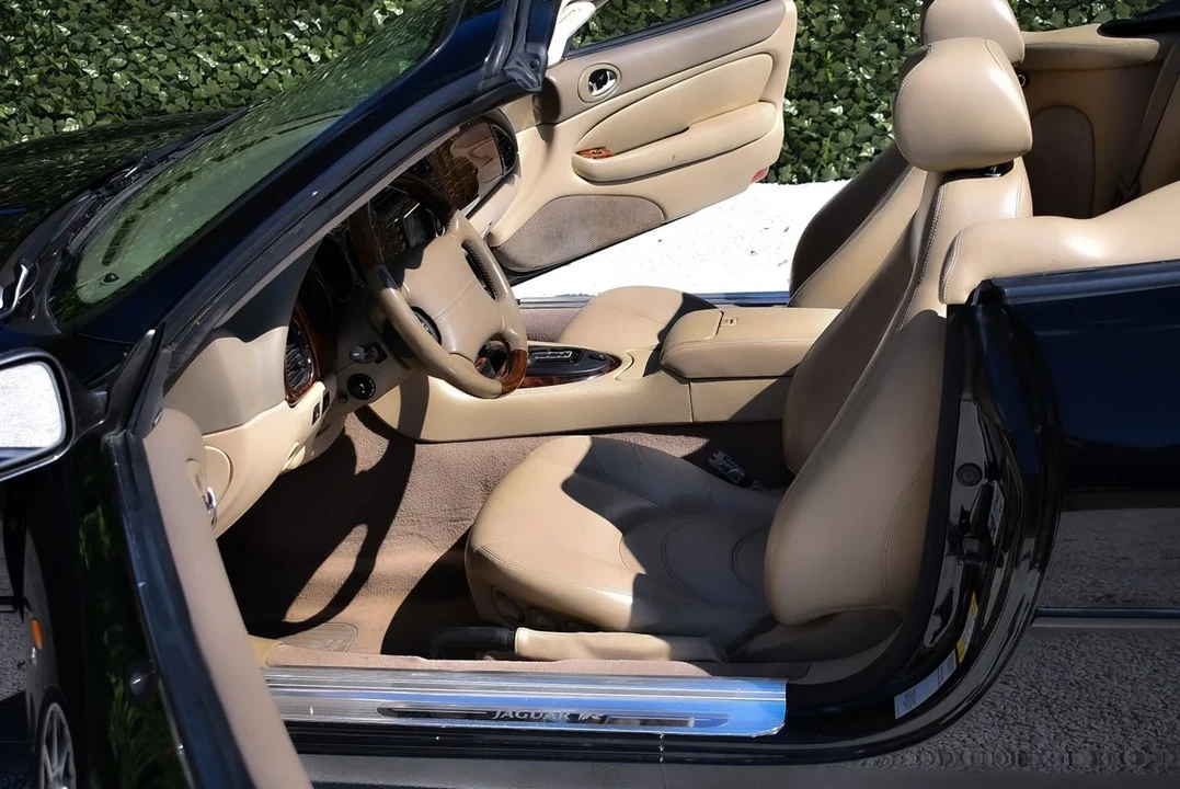 2003 Jaguar X100 XKR - Image 26 of 30