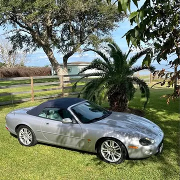 2003 Jaguar XKR