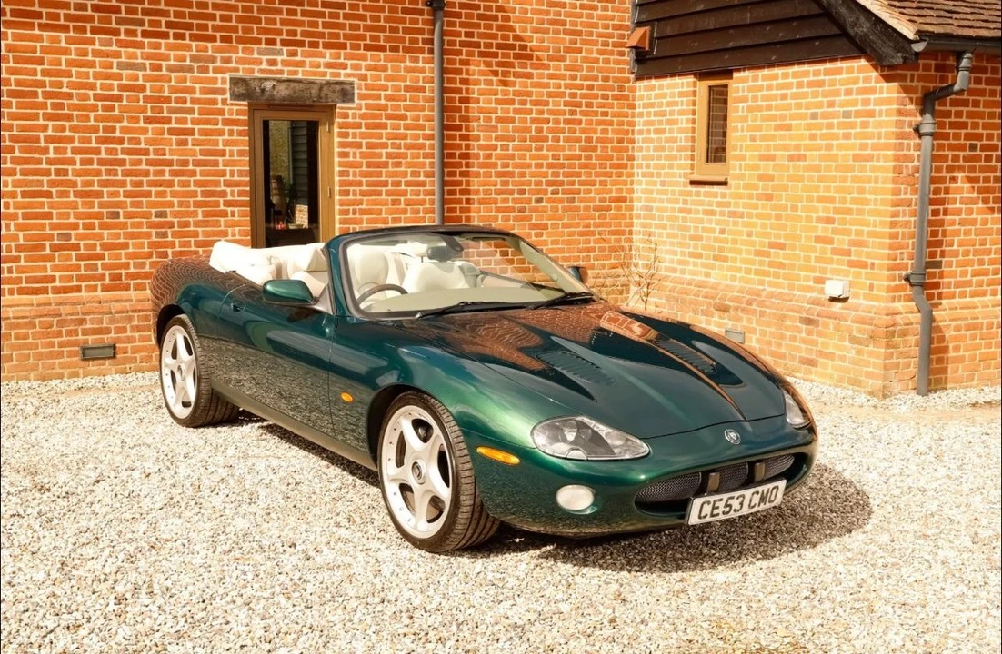 2003 Jaguar X100 XKR - Image 9 of 30