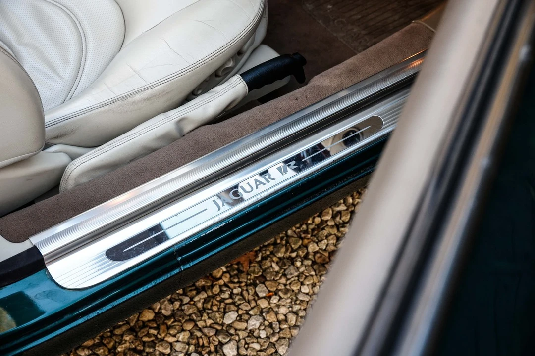 2003 Jaguar X100 XKR - Image 15 of 30