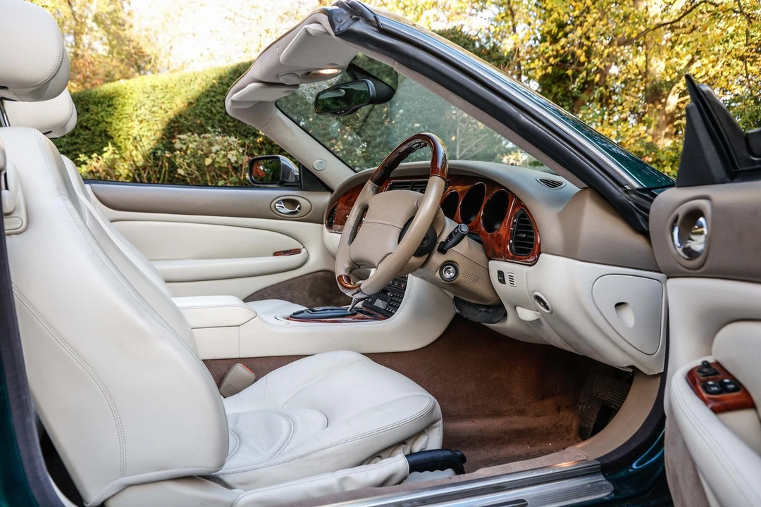 2003 Jaguar X100 XKR - Image 18 of 30