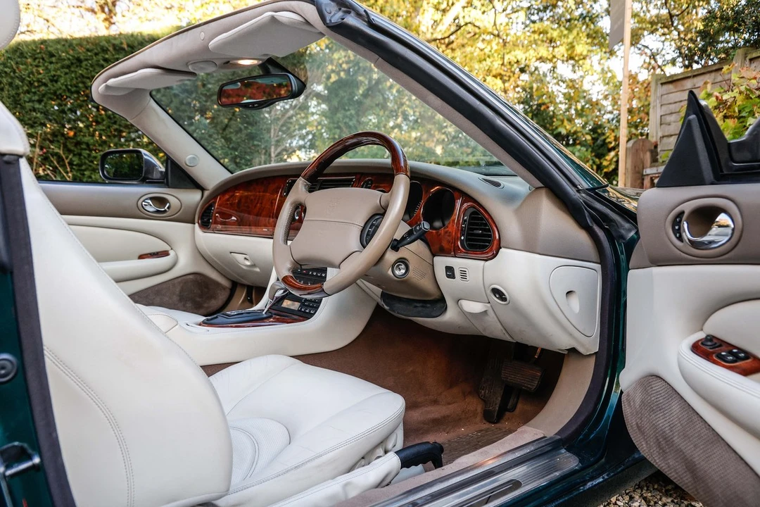 2003 Jaguar X100 XKR - Image 13 of 30