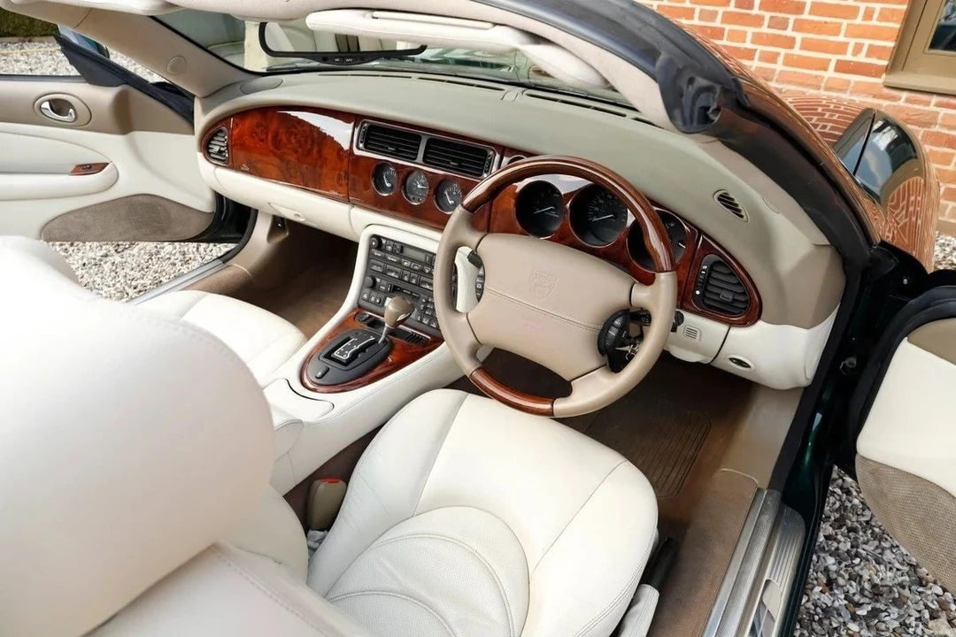 2003 Jaguar X100 XKR - Image 14 of 30