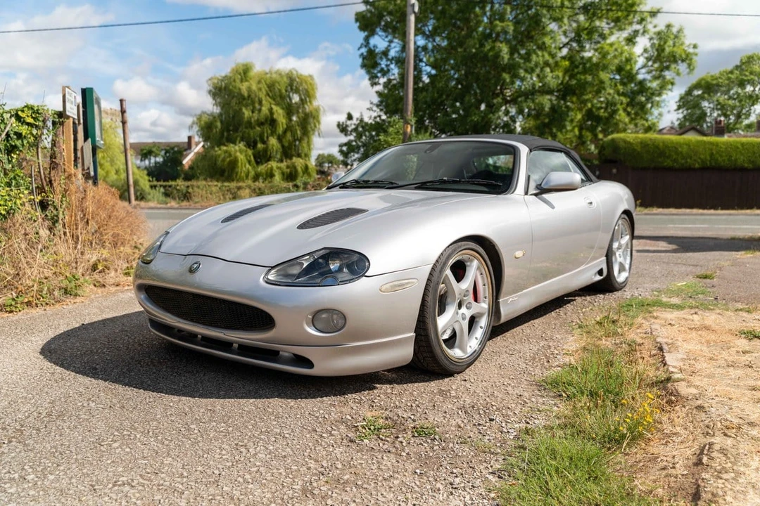 2003 Jaguar X100 XKR - Image 9 of 30
