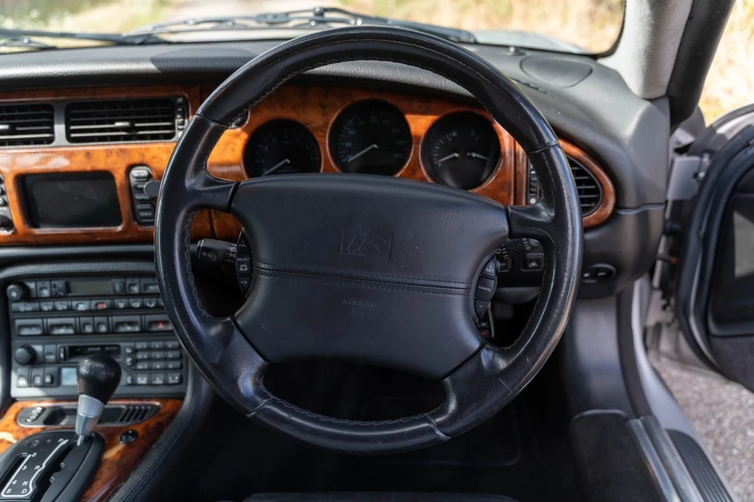 2003 Jaguar X100 XKR - Image 28 of 30