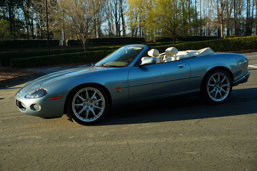 2003 Jaguar X100 XKR - Image 2 of 31