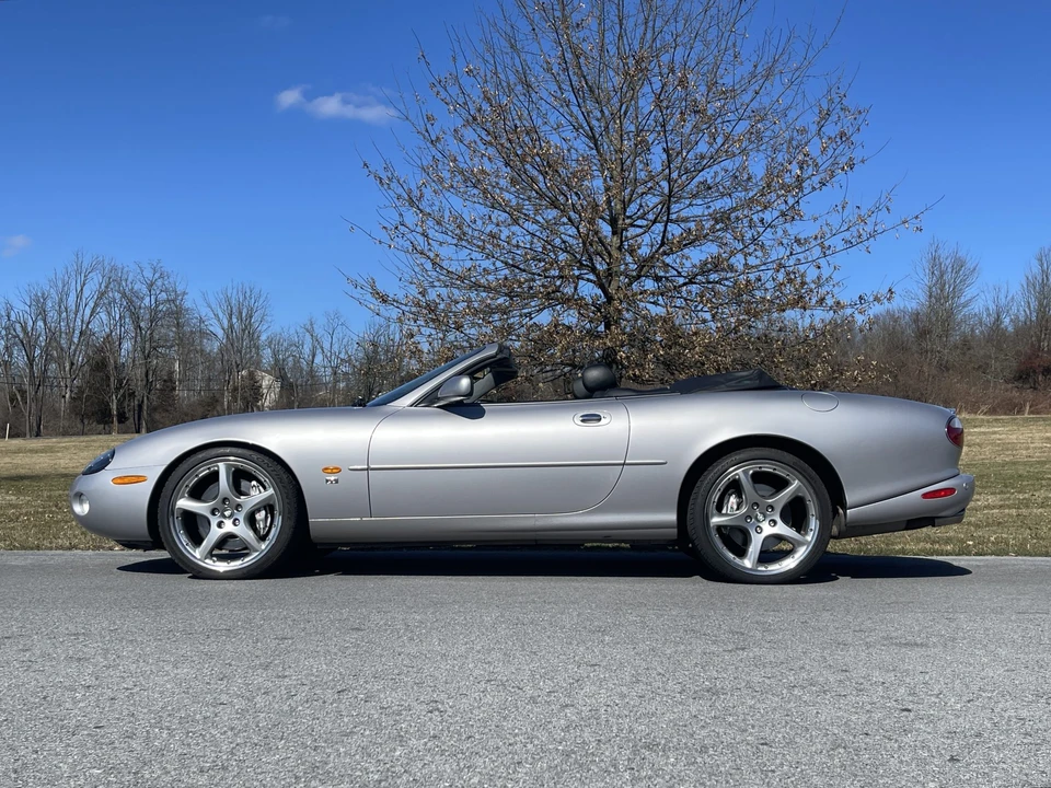 2003 Jaguar X100 XKR - Image 24 of 31