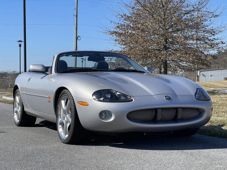 2003 Jaguar X100 XKR - Image 8 of 31