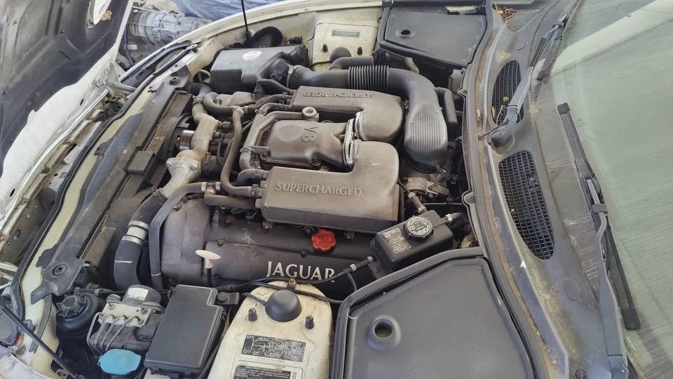 2003 Jaguar X100 XKR - Image 4 of 9