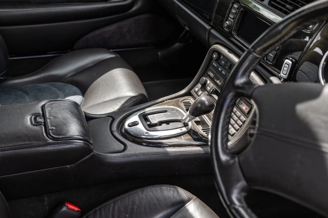 2003 Jaguar X100 XKR - Image 8 of 30
