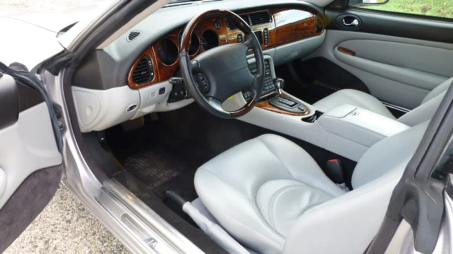 2003 Jaguar X100 XKR - Image 4 of 9