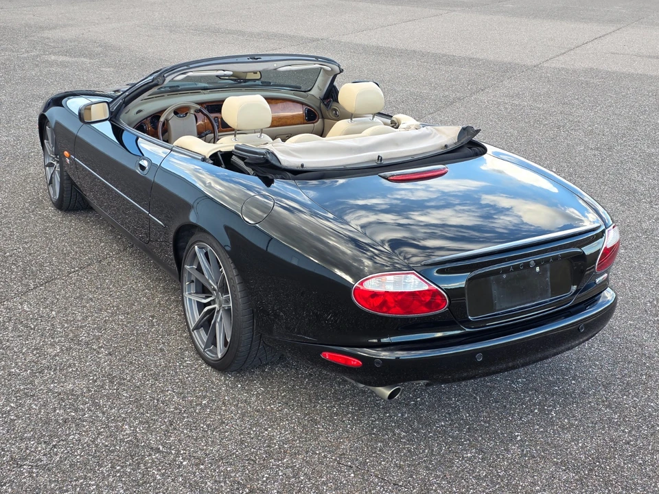 2003 Jaguar X100 XKR - Image 8 of 21
