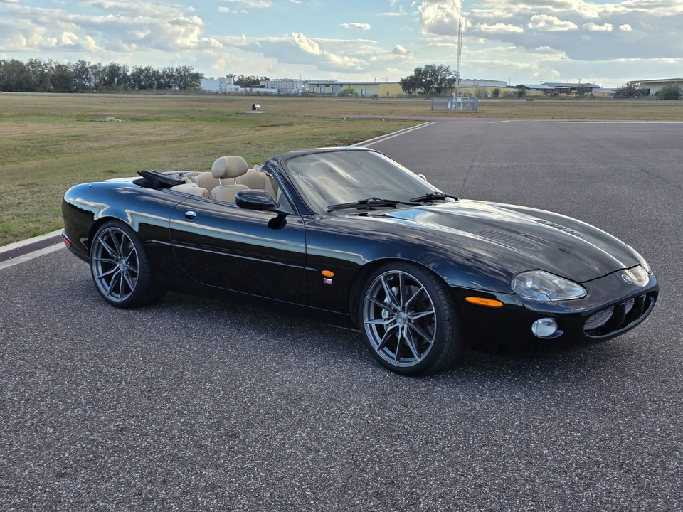 2003 Jaguar X100 XKR - Image 4 of 21