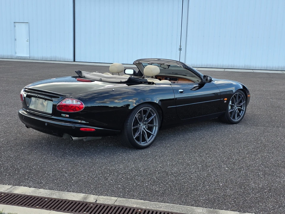 2003 Jaguar X100 XKR - Image 6 of 21