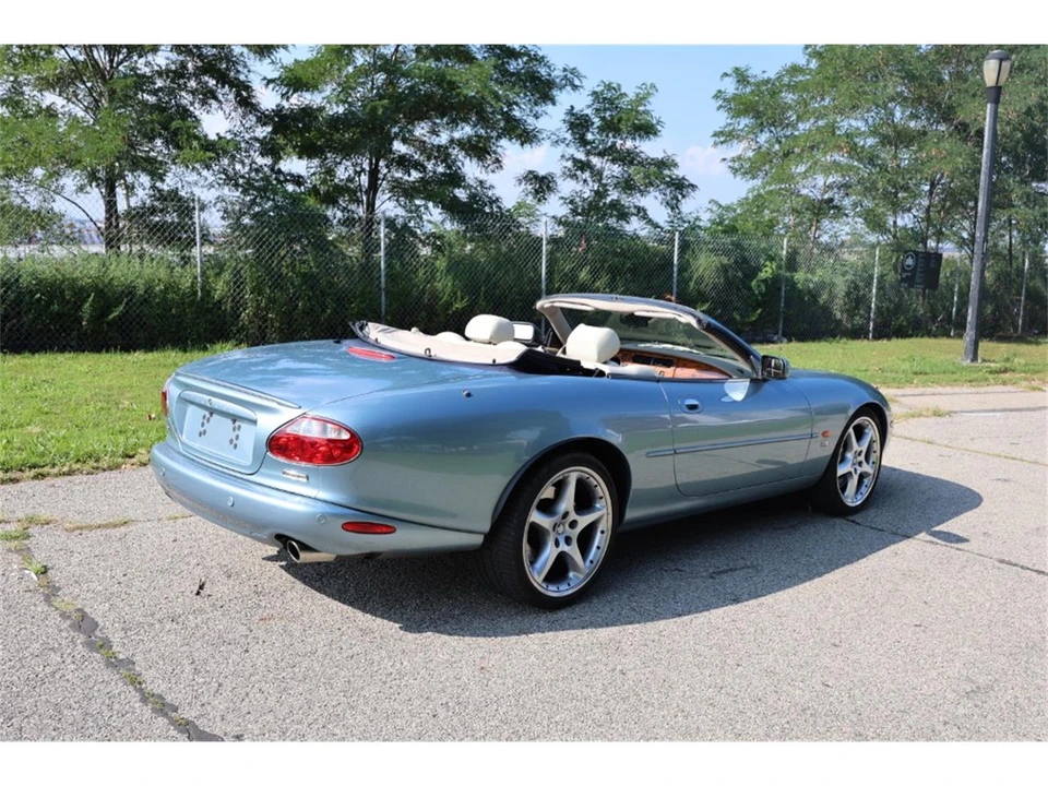 2003 Jaguar X100 XKR - Image 5 of 8